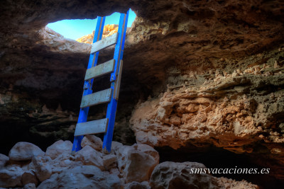 Acceso a Cueva en Cabo Barbaria - Formentera