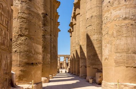 Egipto: Entre Templos y Tumbas.